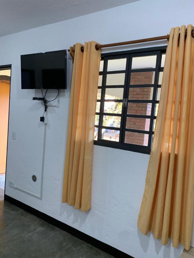 Casa Da Ines Exclusiva Para 01 Ou 02 Casais Ou Familia 蒙特韦尔迪 外观 照片
